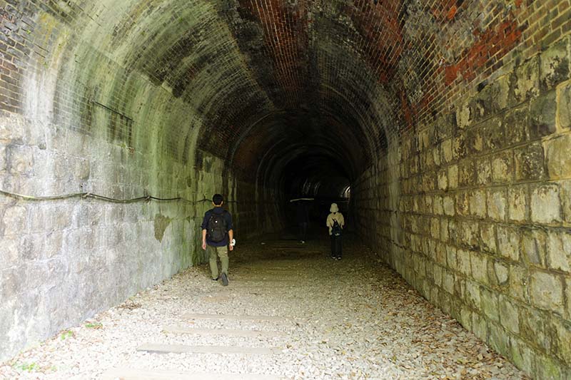 2.一つ目のトンネル