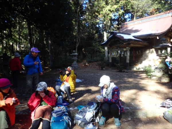 3.�������_�ЂŒ��H