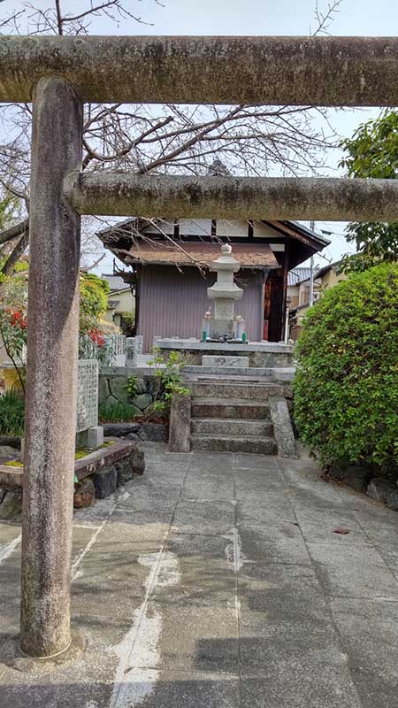 1.���{�����揊