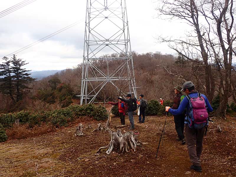 4.�R����O�̓S��