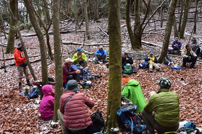 13.楽しい昼食(N)
