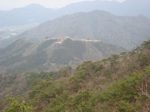 9.竹田城遠景