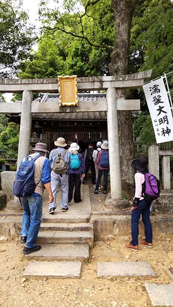 5.知恩院　濡髪大明神