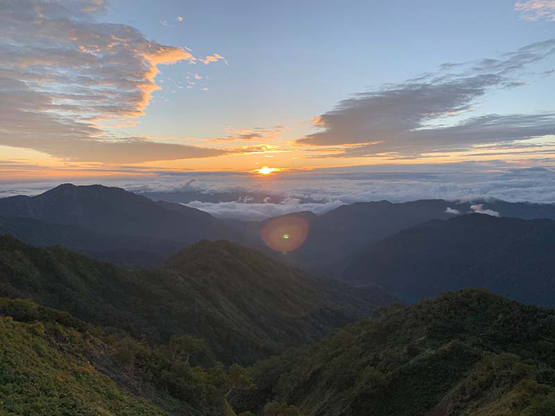 6.稜線からの日の出