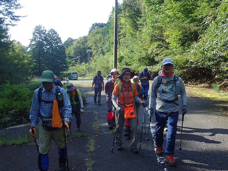 1.イン谷口を出発