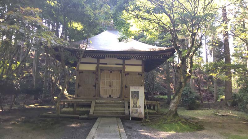 8.横川　恵心堂　御堂の美しさは秀逸と