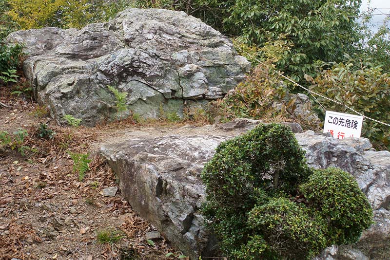 3.光秀の勝どき岩