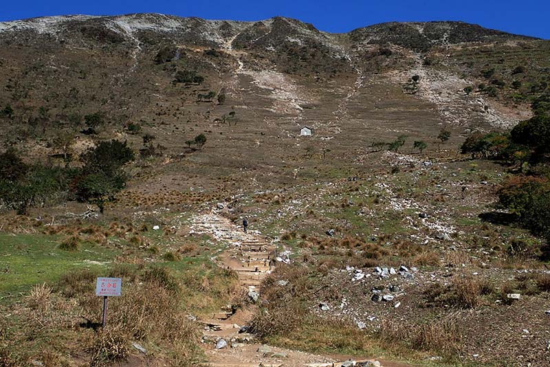 3.山は眼前　5合目