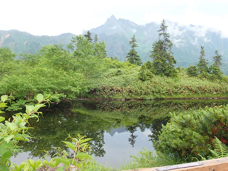 9.雷雨の後の逆さ槍