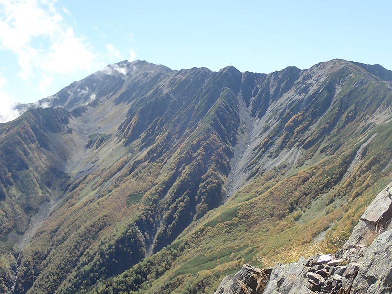 12.間ノ岳が見えた