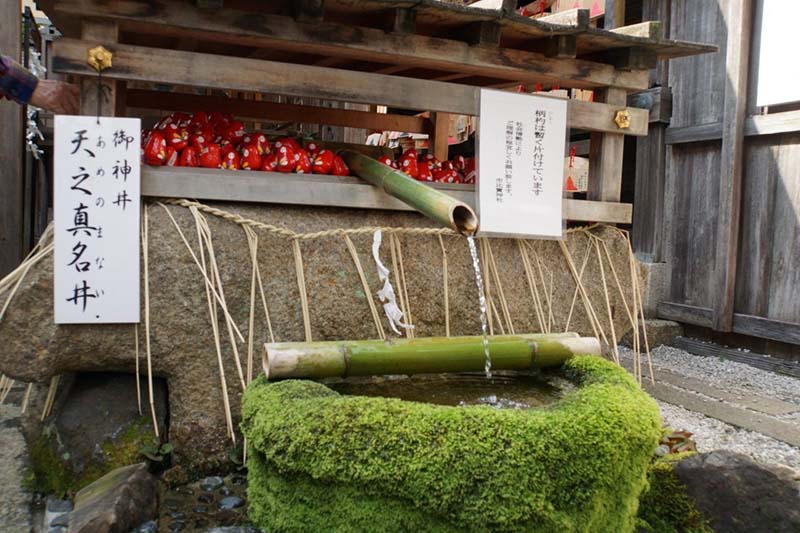 1.市比賣神社（真名井の水）