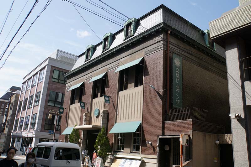 10.文椿ビルディング