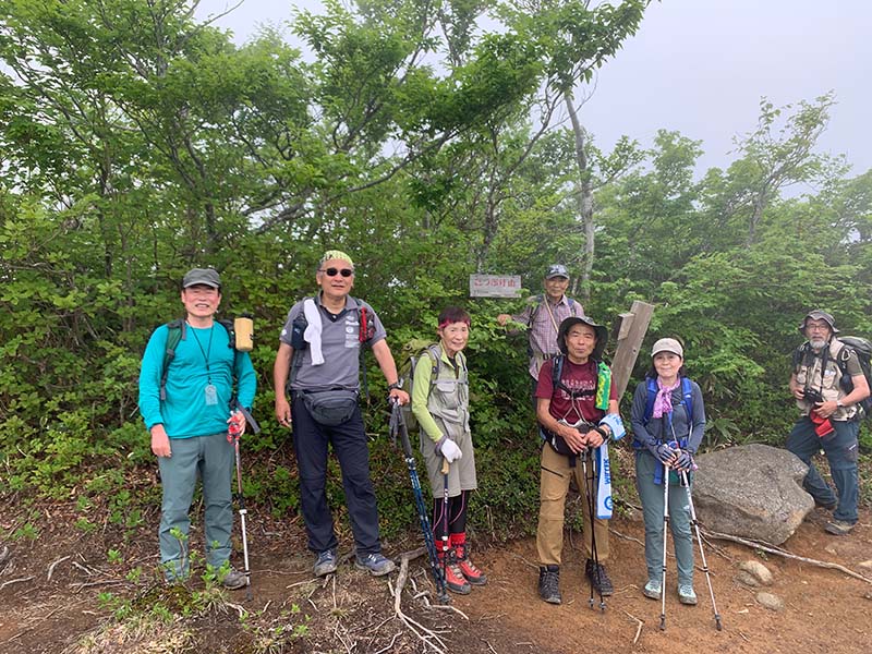 6.こつぶり山山頂