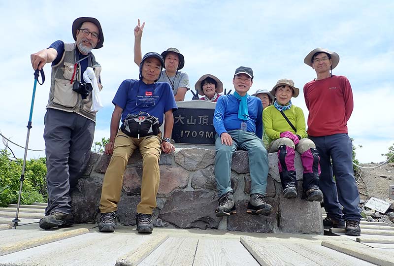 12.大山頂上到着