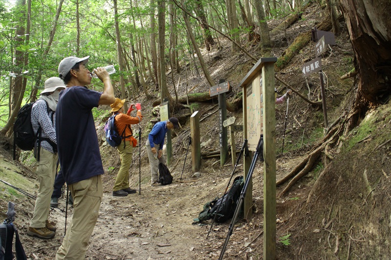 10.降り立った薬王坂で最後の休憩