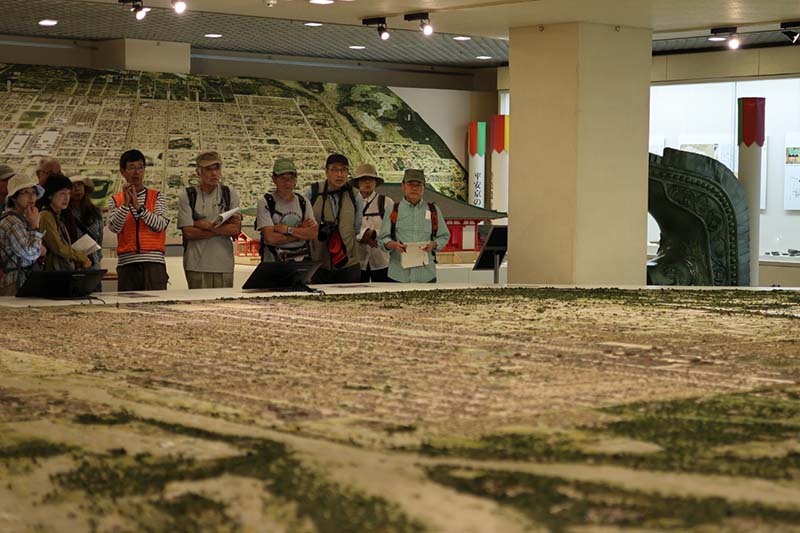 5.アスニーのガイドさん