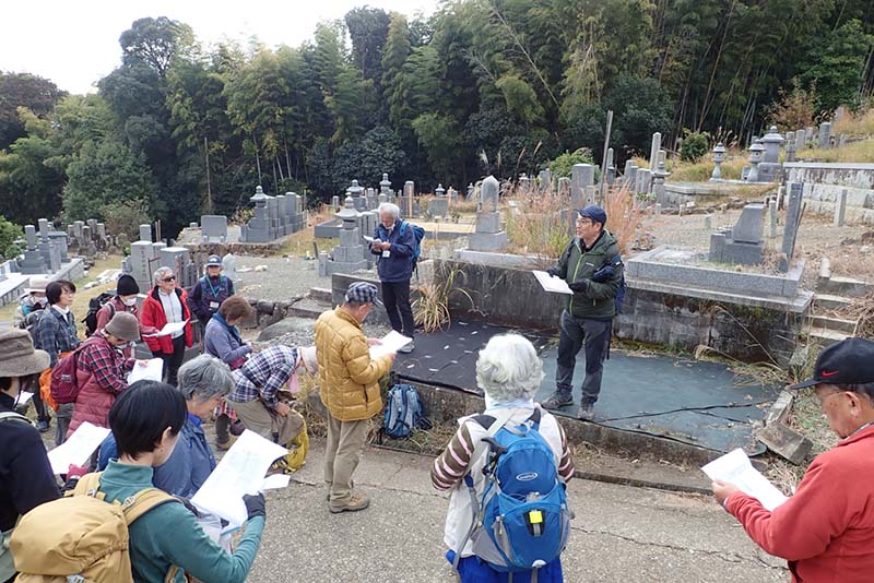 1.桜谷墓地、朝礼
