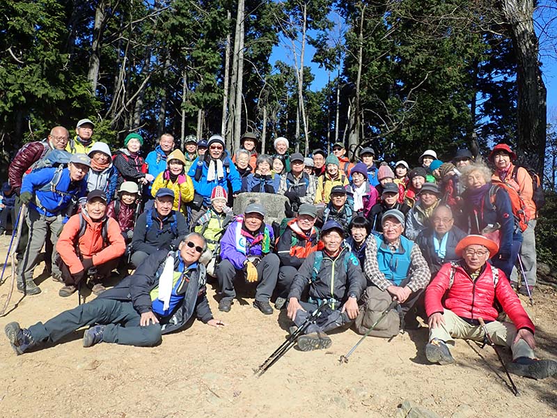 山頂での集合写真