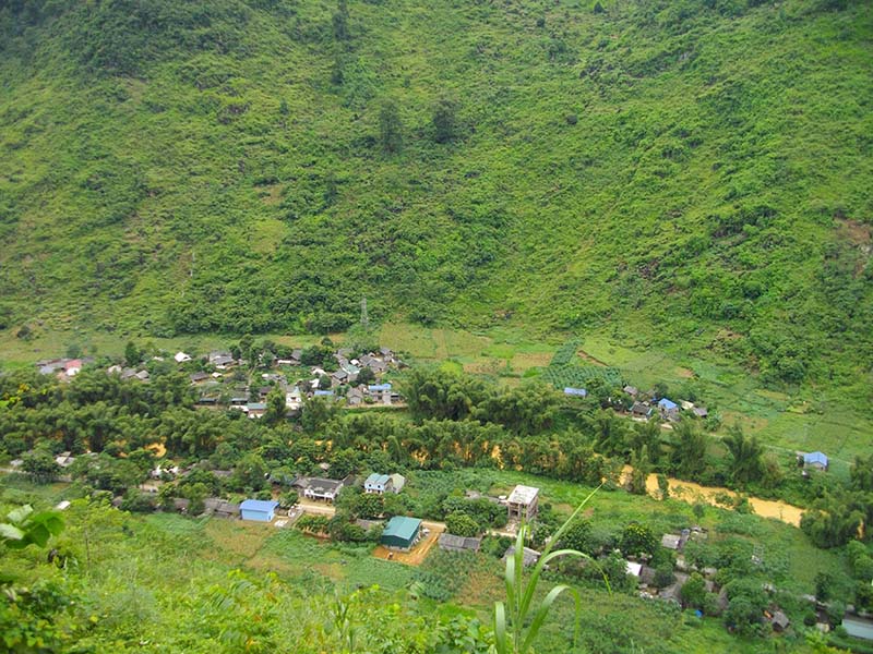 10.眼下の少数民族村