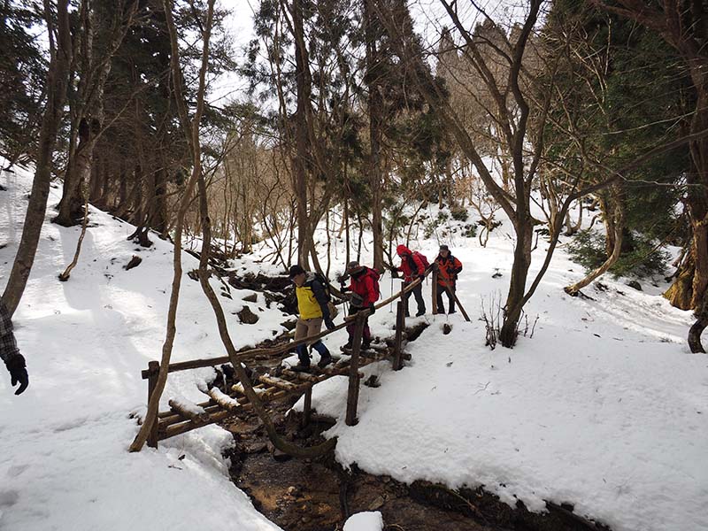 3.金糞峠より上は雪