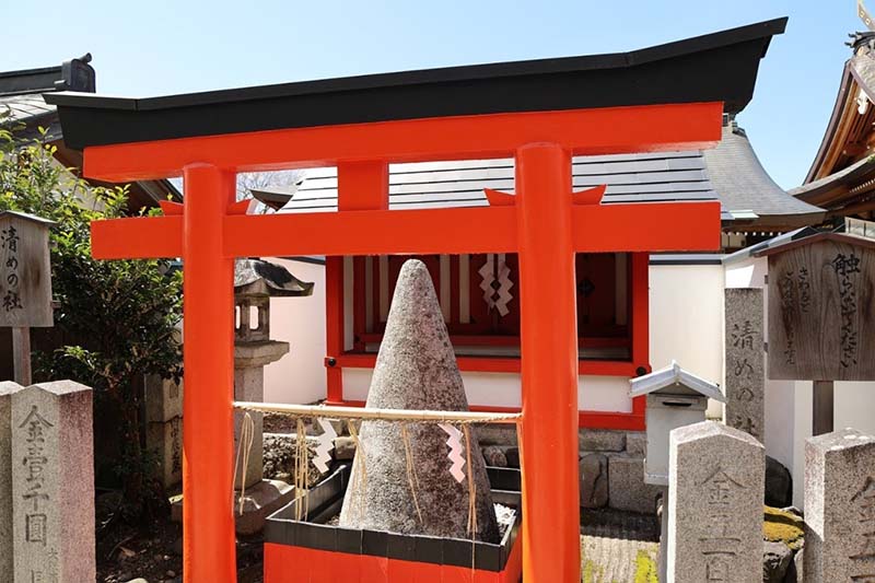 8.車折神社　清めの社