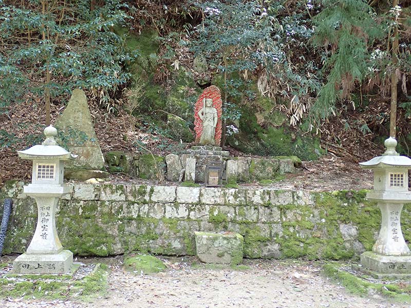 6.怖いお顔のお不動さん