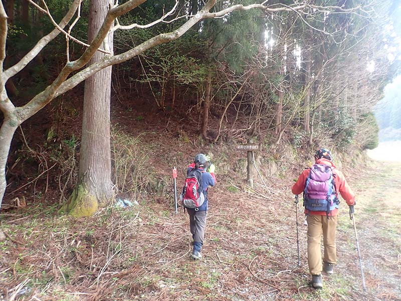 8.登山口、関電巡視路